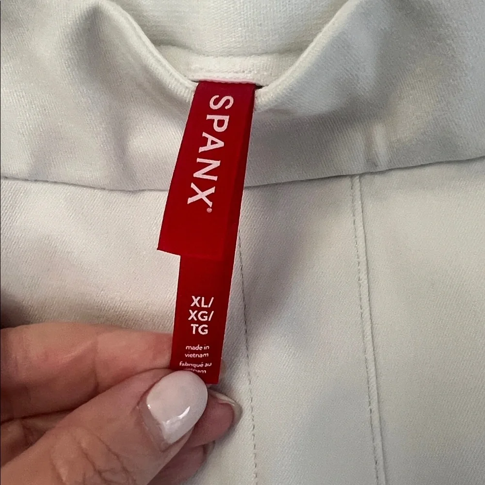 SPANX White Ankle Cropped Dress Pants - Picture 2 of 4